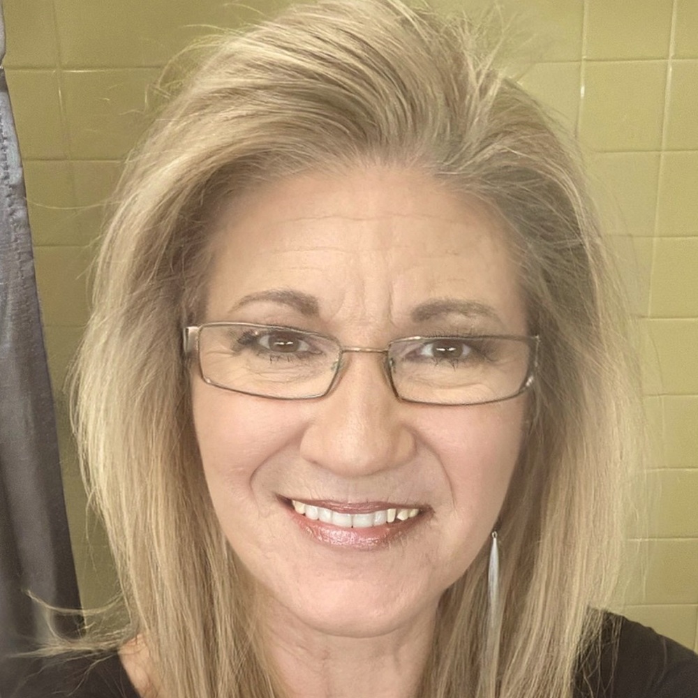 Meet your Posher, Cindy
